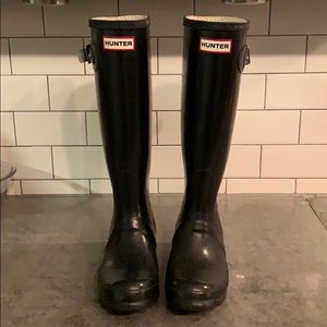 Black Hunter Boots
